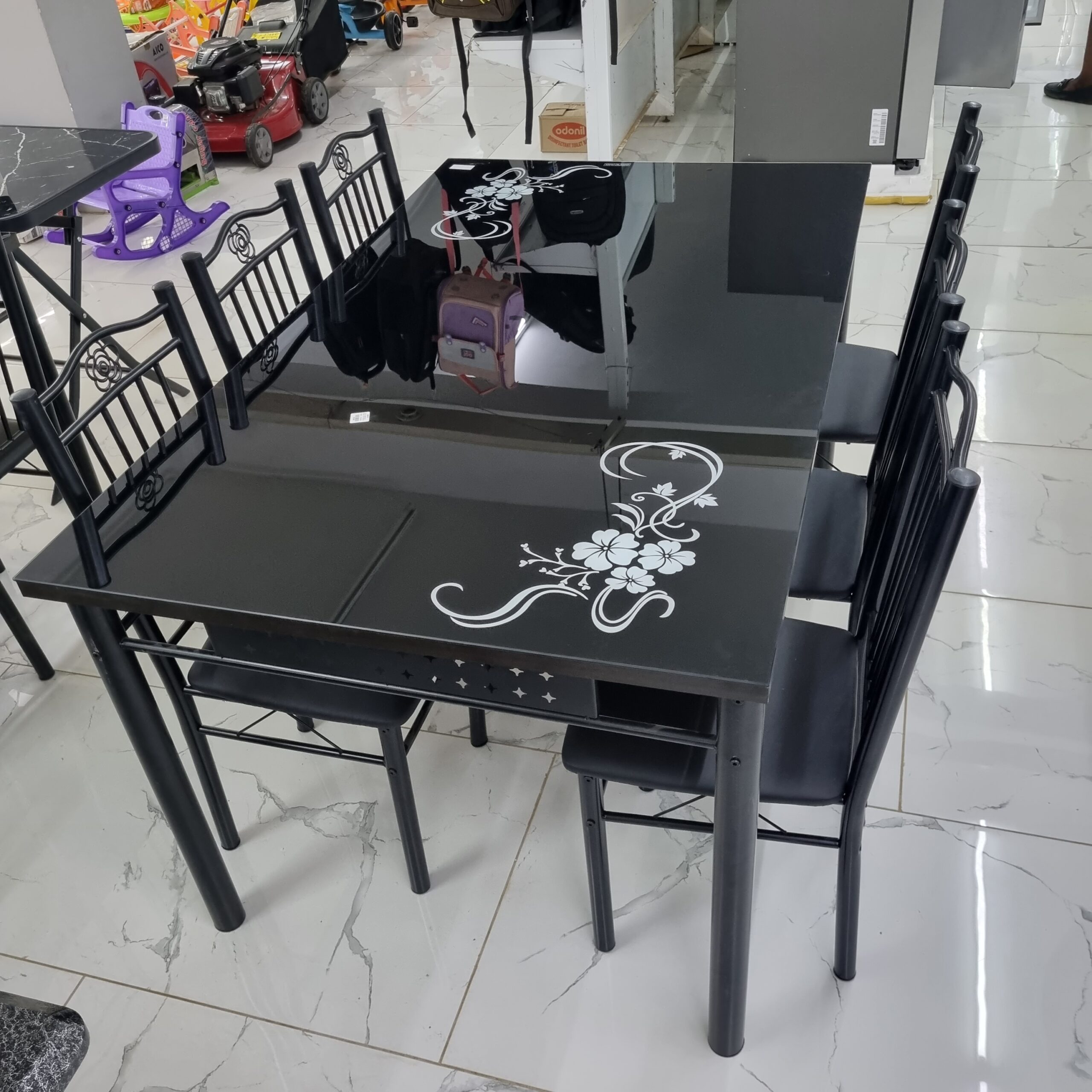 Tampered glass dining set