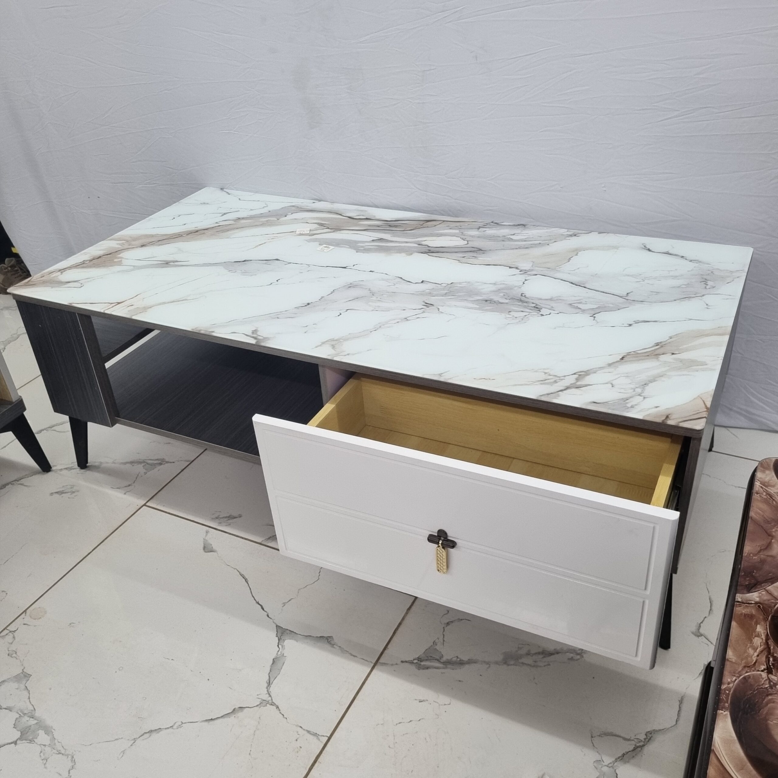 UH Coffee Table FCT1261