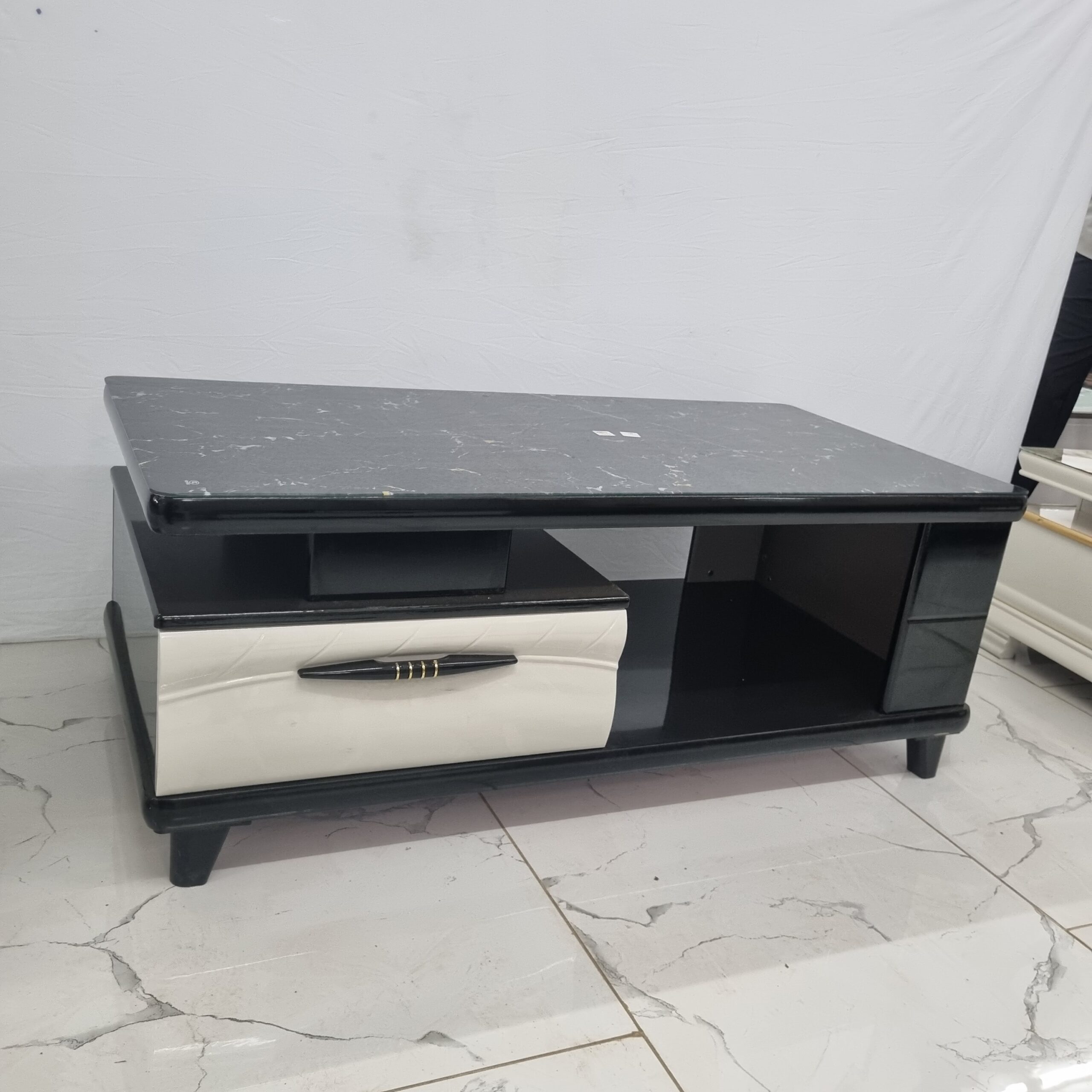 UH Coffee Table FCT1267