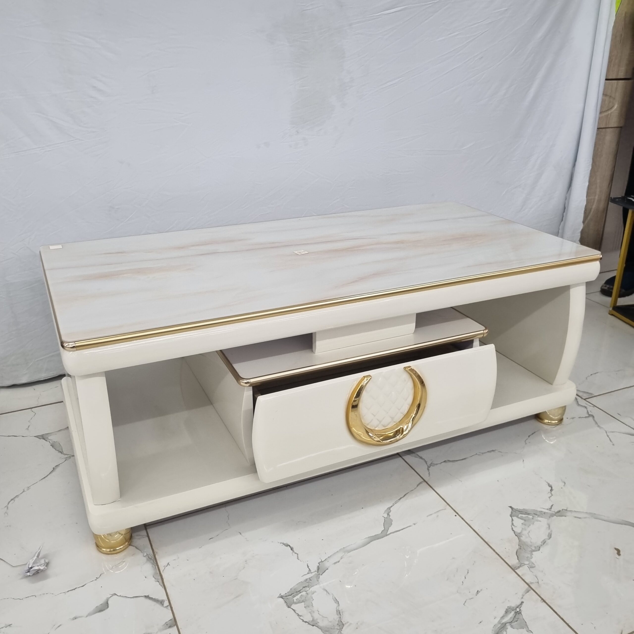 GF Coffee Table 711