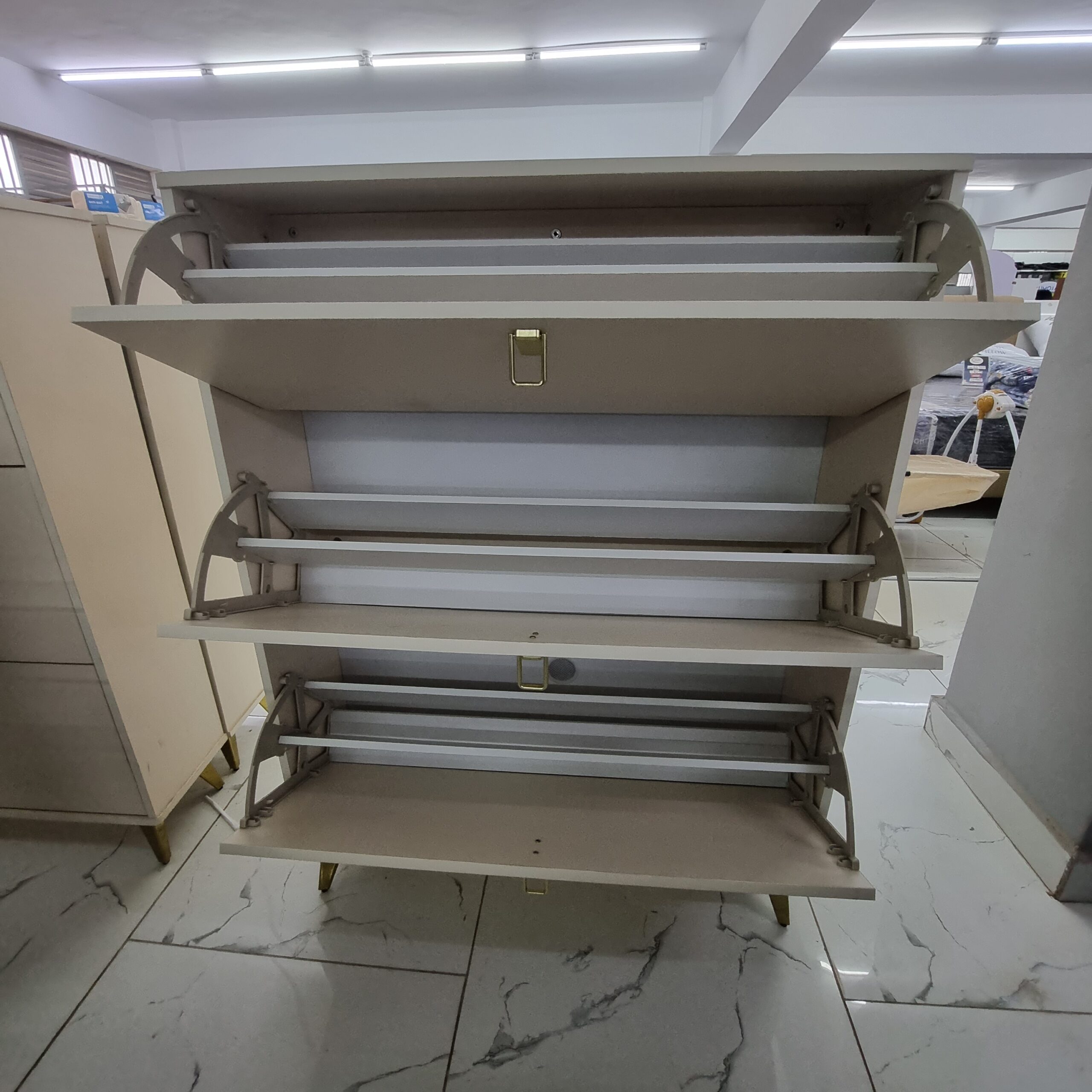shoe rack