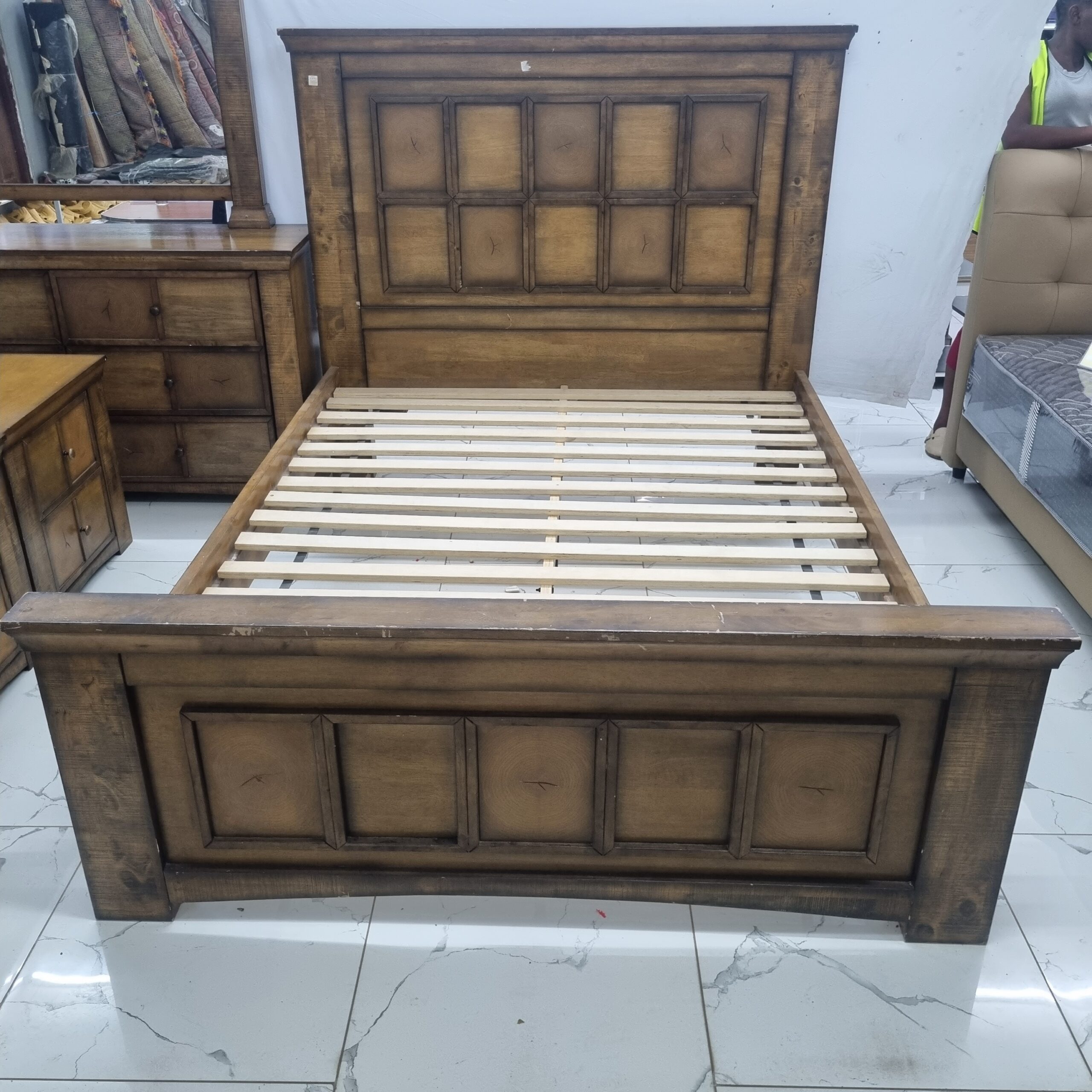 OE Harmony King Bed