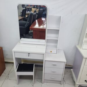 dressing mirror