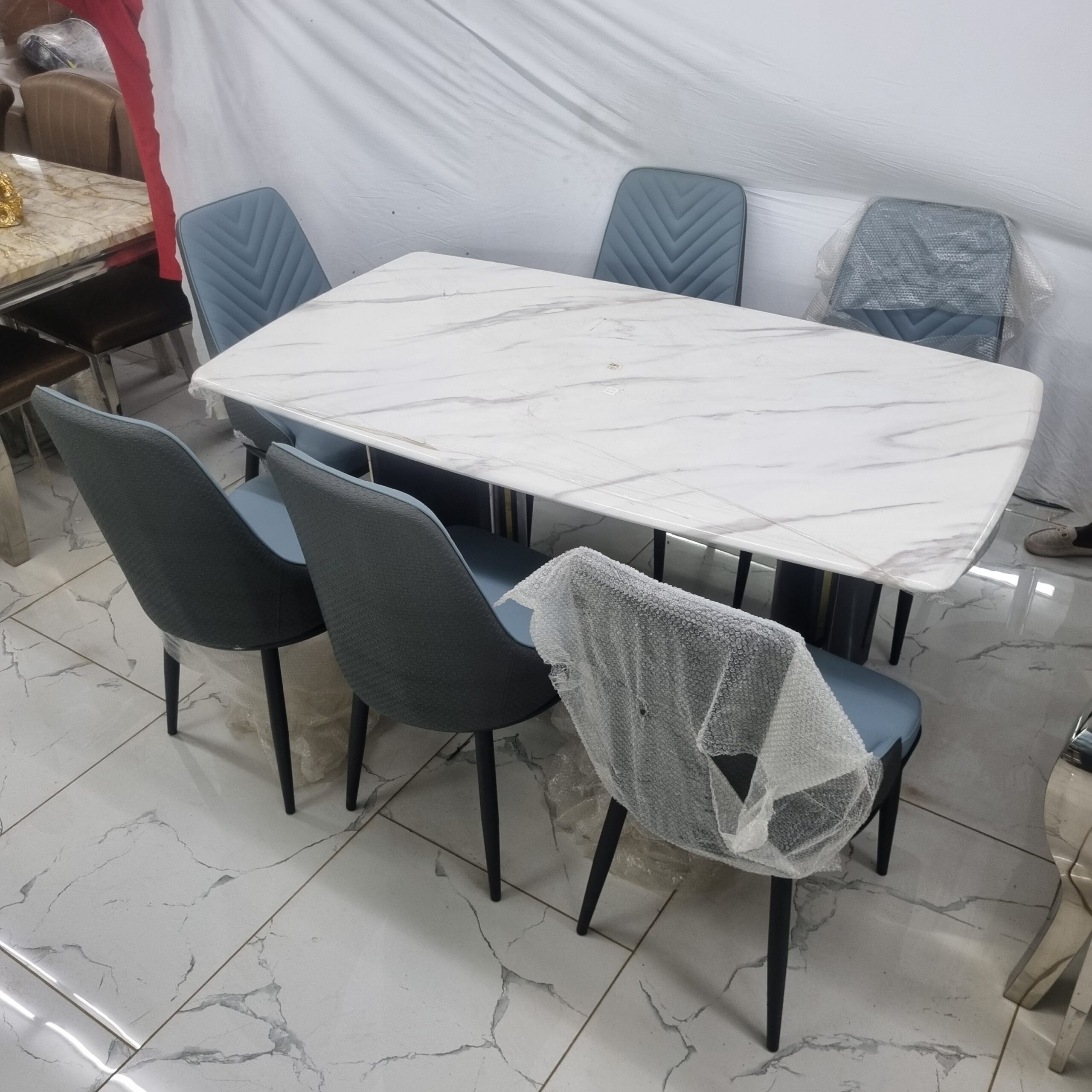 Dinning Table
